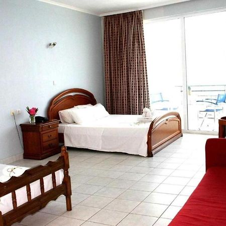 Revis Station Plataria Hotel Kültér fotó