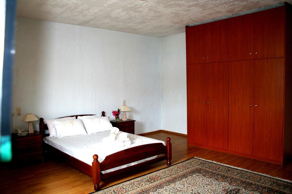 Revis Station Plataria Hotel Kültér fotó