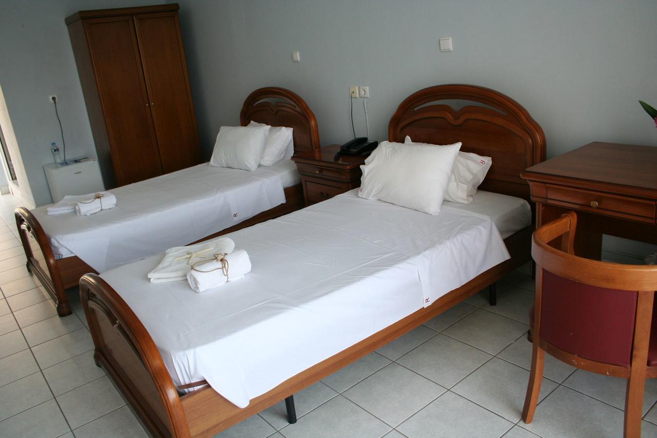 Revis Station Plataria Hotel Kültér fotó