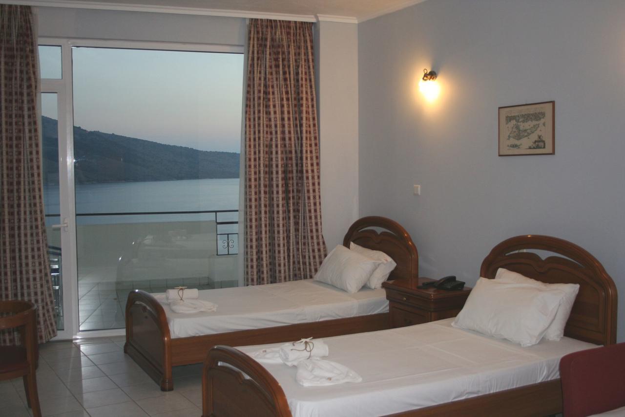Revis Station Plataria Hotel Kültér fotó