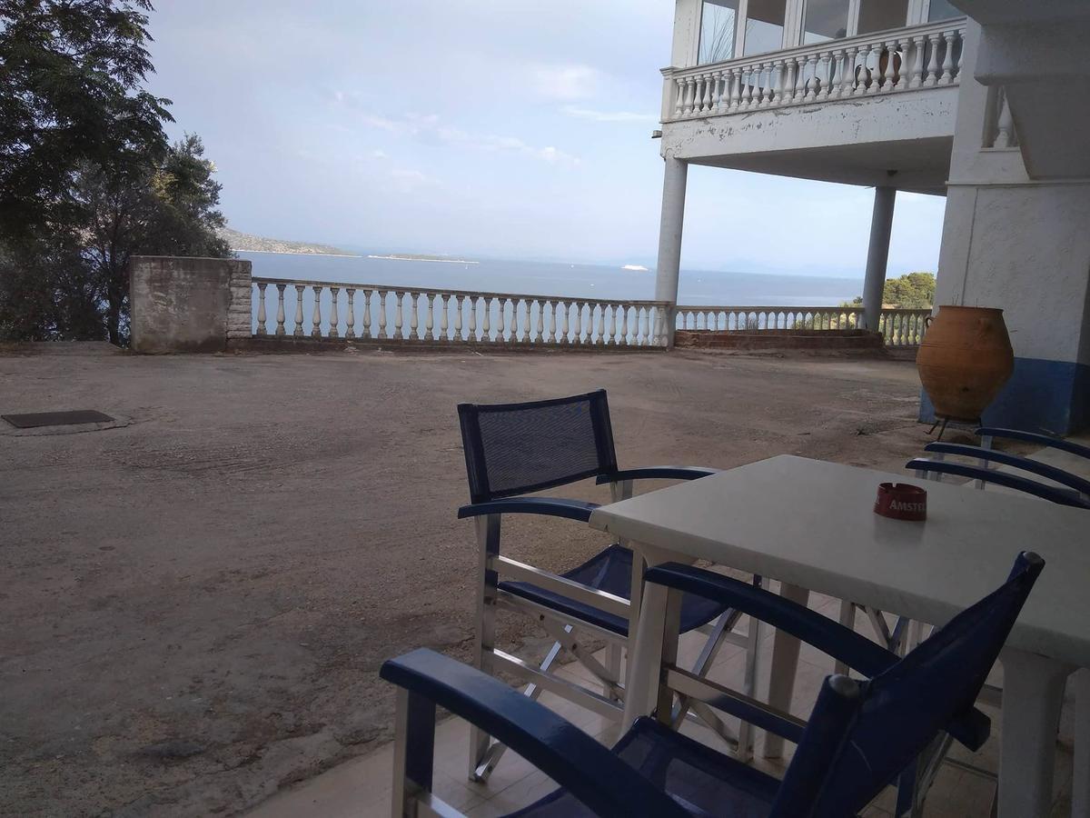 Revis Station Plataria Hotel Kültér fotó