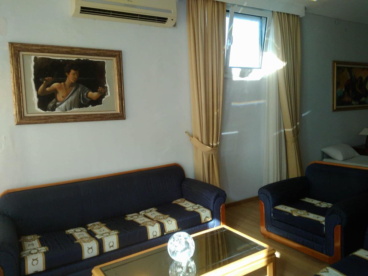 Revis Station Plataria Hotel Kültér fotó
